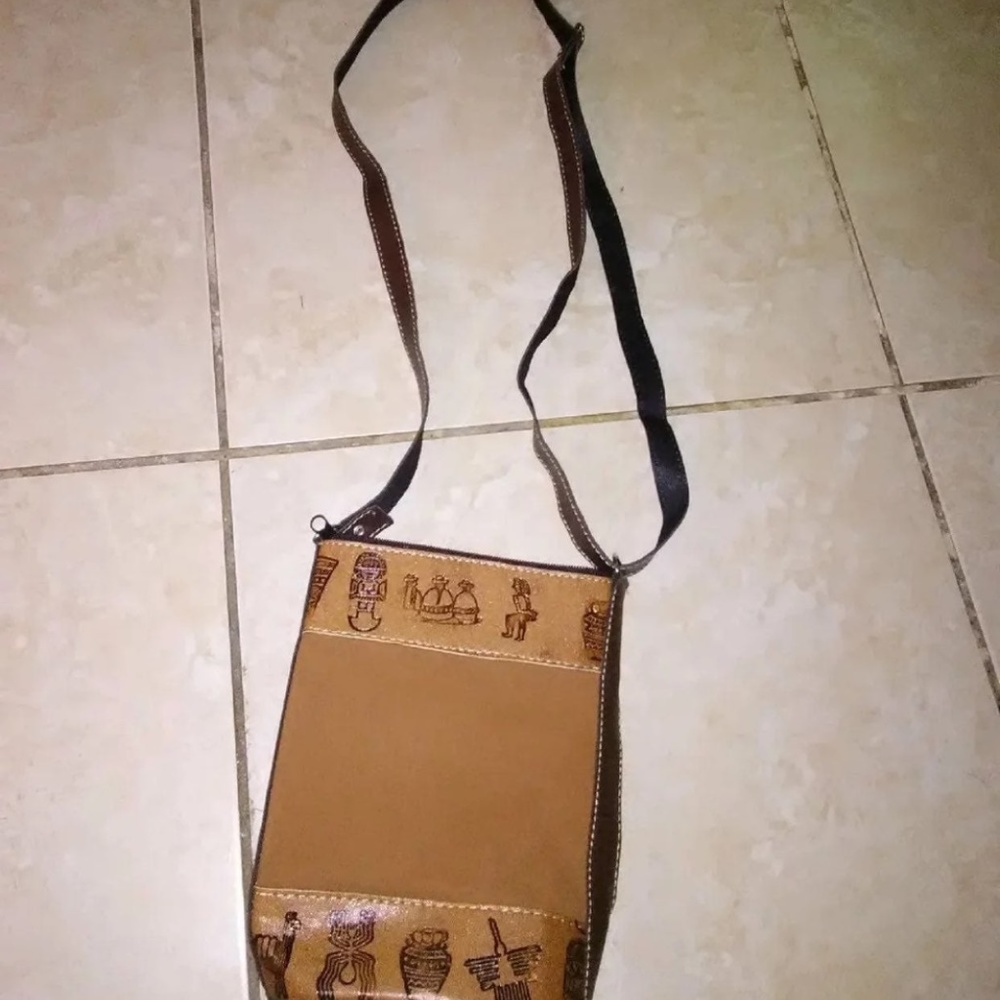 Crossbody purse